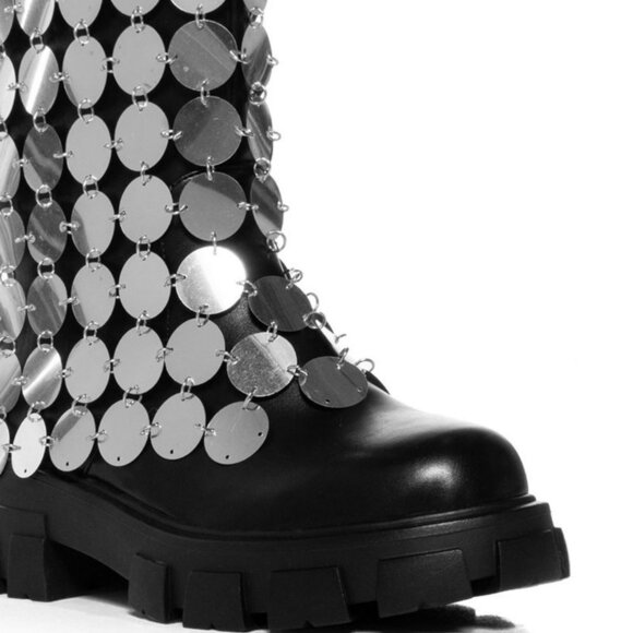 AZALEA WANG " SILVER LINING " SILVER DISC EMBELLISHED BOOT BLACK - Picture 2 of 7